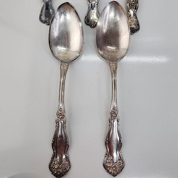 5 Vtg Silverplate Serving Spoons Wm Rogers Arbutus & Old Company Signature Rose - Picture 3 of 10